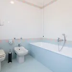 House 度假居 *