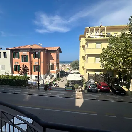 House Fronte Mare Viserba Ferienhaus