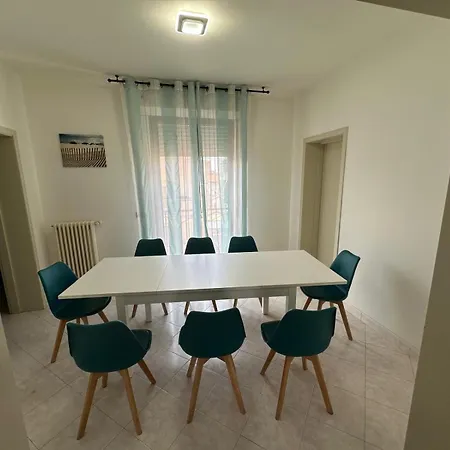 House Fronte Mare Viserba Rimini
